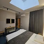 O'clock Bed & Szálloda Burgasz