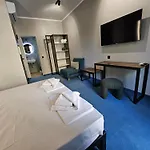 O'clock Bed & Burgasz