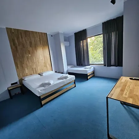 Hotell O'clock Bed & Burgas