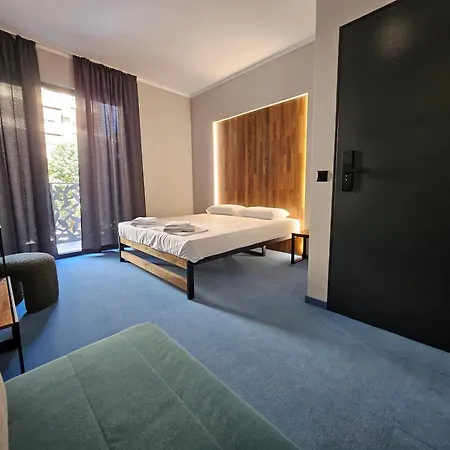O'clock Bed & Hotell Burgas