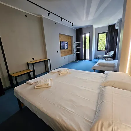O'clock Bed & Hotel