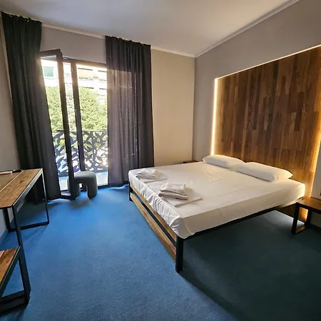 O'clock Bed & Burgas