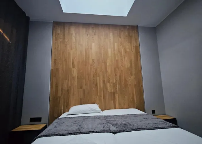 Hotel O'clock Bed&spa Burgas City