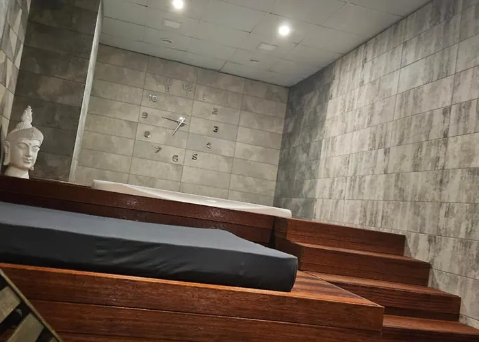 O'clock Bed&spa Hotel 3*