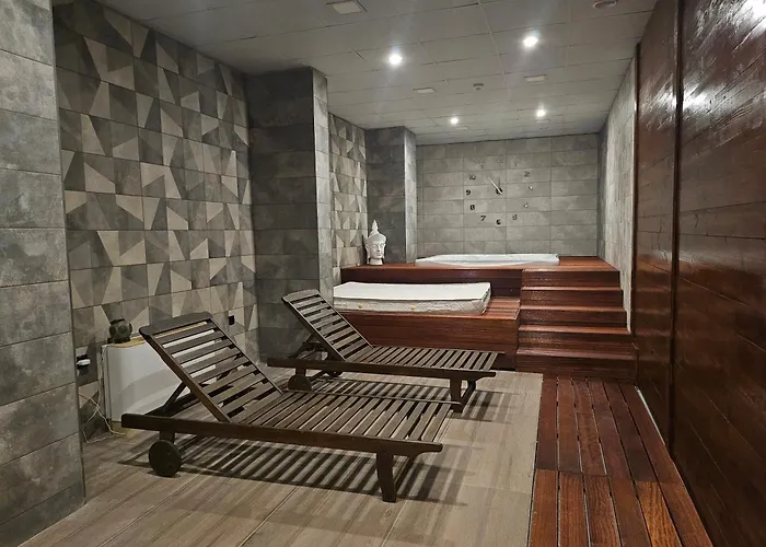 Hotel O'clock Bed&spa 3*